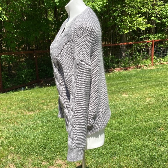 Heavy shaker and cable knit medium gray super soft open front sweater size S - Picture 3 of 7